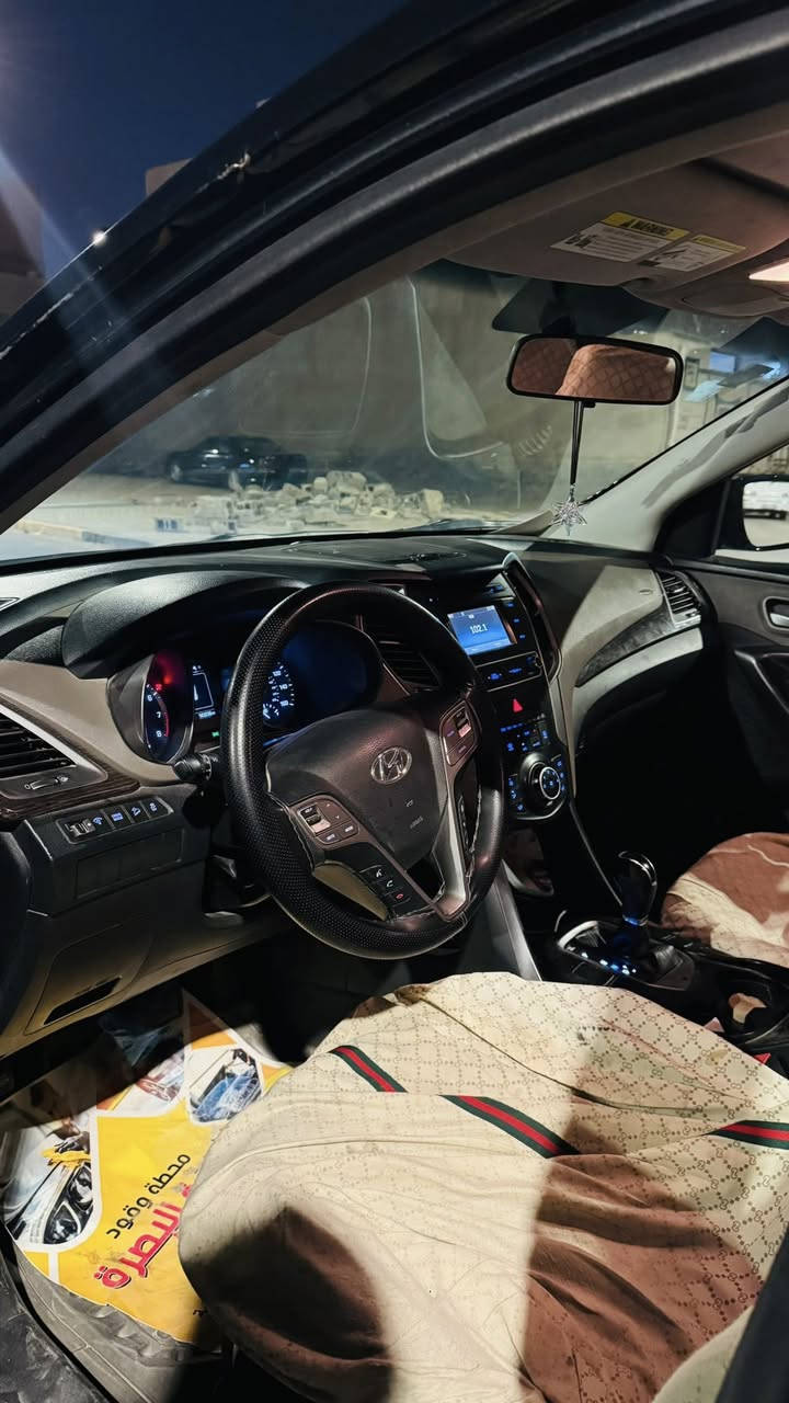 سنتافي 2018 وارد خليجي 4 سلندر بصره باسمي السياره حادثها بس بنيد و بيها طخات مكاني الزبير 135 و بيها مجال 
***********
