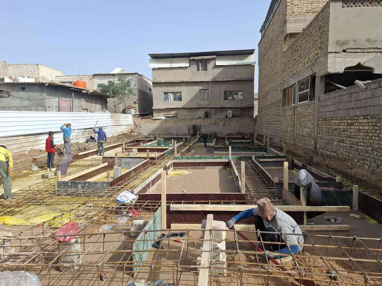 سلام عليكم مستعدون المقاولات العامه اتريد كرسته وعمل او اتريد بس عمل نسلمك هيكل او ترميم  بنسب السعار ما عليك بس راسلنه وبل خدمه مكان البصره *********** Singapore
