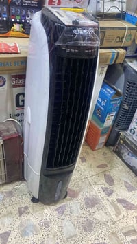 مبرده للبيع جديده لبارحه اخذناها يرادلها مكان مفتوح بيت احنه شقه صغيره...