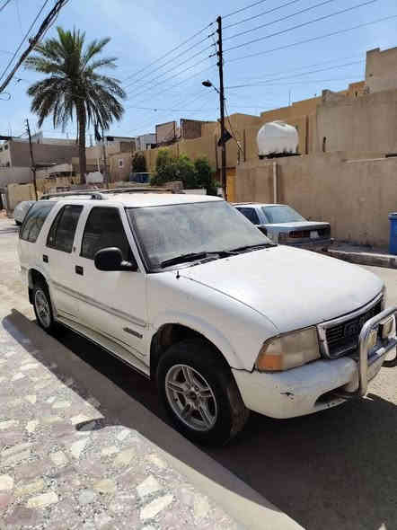 السلام عليكم، شوفر جيمي للبيع موديل ٩٨
تحويل مباشر سنوية مجددة لعام ٢٠٢٧، محرك و كير خير من الله و صدر مية بالمية نظيف، كهربائيات كلها شغاله ما عدى التبريد و صبغ بلادي + محرك بلادي
العنوان بغداد رئاسة العبيدي
***********
