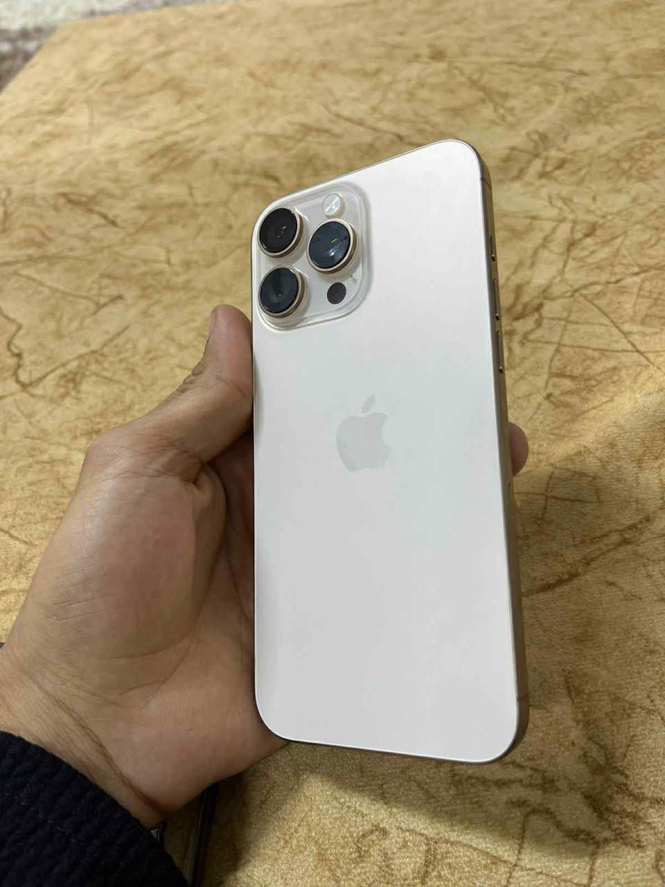 ايفون 16 pro max
الجهاز تخطي ومبدل شاشة 

البطارية 100 

ذاكرة 256

بعده جديد زلغ مابي

السعر 600  

مكاني بغداد الدورة وبس اليوم باقي ابغداد


**إذا كنت صاحب هذا الإعلان وتريد حذفه لأي سبب، رجاءا أرسل رسالة إلى الدعم الفني**