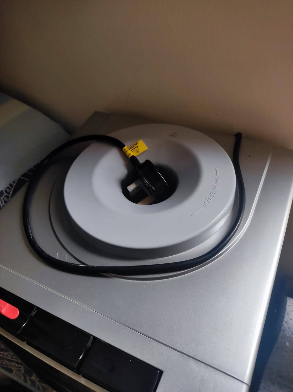 السلام عليكم مكنسة وبراد للبيع نضاف


**إذا كنت صاحب هذا الإعلان وتريد حذفه لأي سبب، رجاءا أرسل رسالة إلى الدعم الفني**