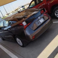 تويوتا بريوس 2022 ماشيه 30k ميل بدون ايرباك جديده جاهزه بدون نقص رقم ب...