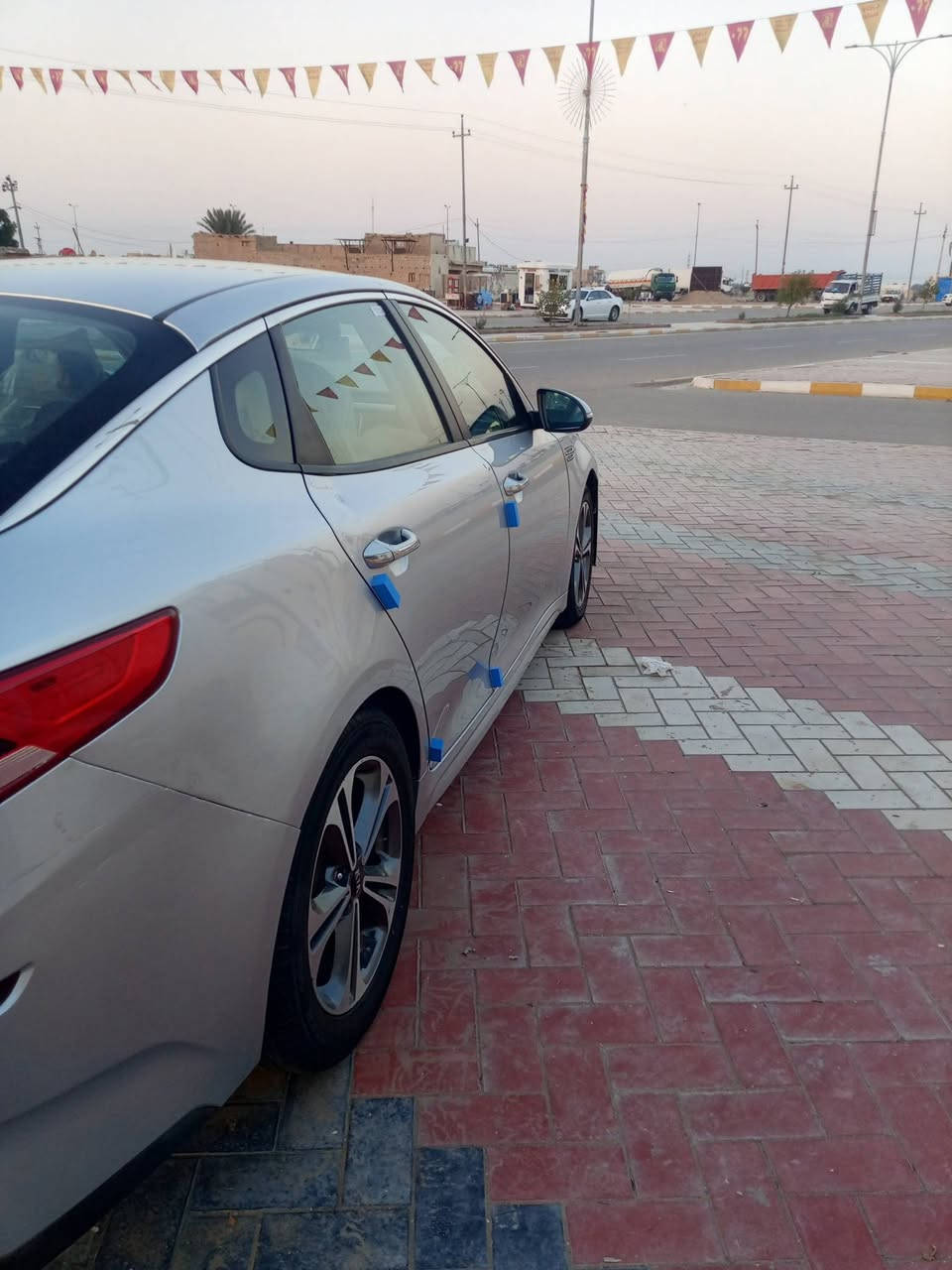 السلام عليكم اوبتمه 2019 لون رصاصي ماشيه 100 الف حادثه بس بنيد فقط السونار مرفق بلمنشور رقم شمالي جاهزه تخم تاير حداديه تبريد مكينه 2400 بدون دوانز اتريد تحويل اتريد وكاله شاشه جبيره كامره عل بك تحكم استيرن السعر 128 وبيه مجال الاستفسار ***********
