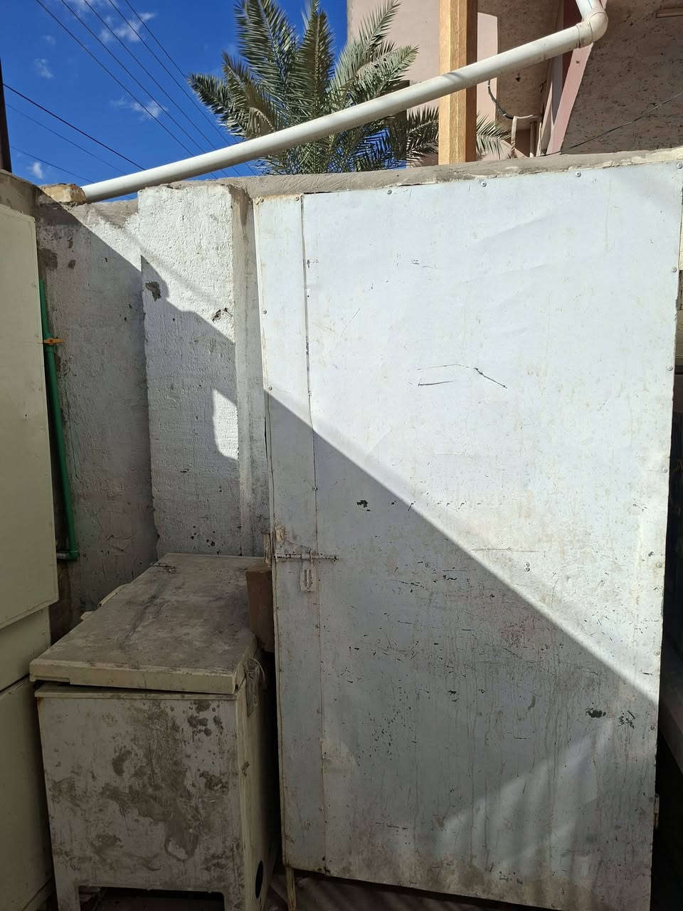 غراض للبيع كلمن او سعره اسعارهن مناسبه الاتصال على الرقم *********** مكاني حله خلف مستشفى التركي
