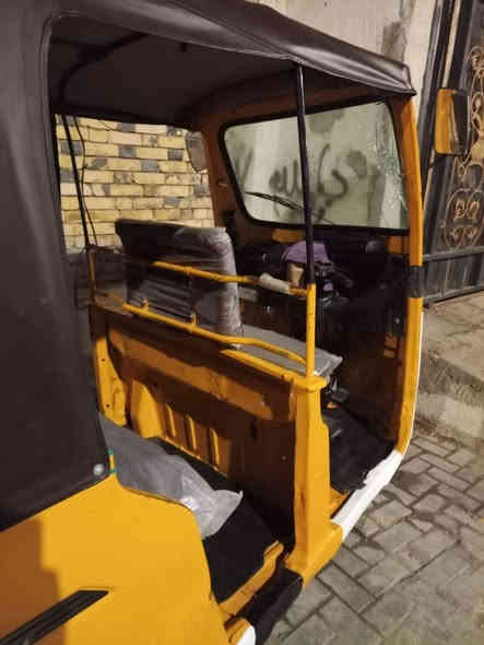 سلام عليكم تكتك TVS رقم وسنويه جاهزه وحلوه مجفته تجفيت شركه  سعر 4500وبيه مجال  مكلف بل نشر هاذ رقم راعيهه ***********
