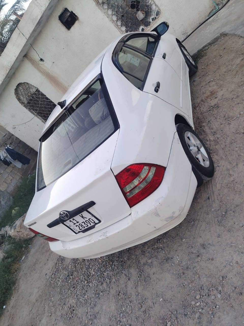 السلام عليكم
السعر 60$ وبي مجال
 كورولا بيكاتشو موديل 2001
بيهه صبغ احزام 
 كير محرك كفاله
تبريد ثلج 🥶
 صدر نص عمر
 رقم دولي جديد
  كهربائيات كلها شغاله 
تخم تاير نضيف 
مكاني بغداد ابو غريب استفسار الاتصال على الارقام
***********
***********
