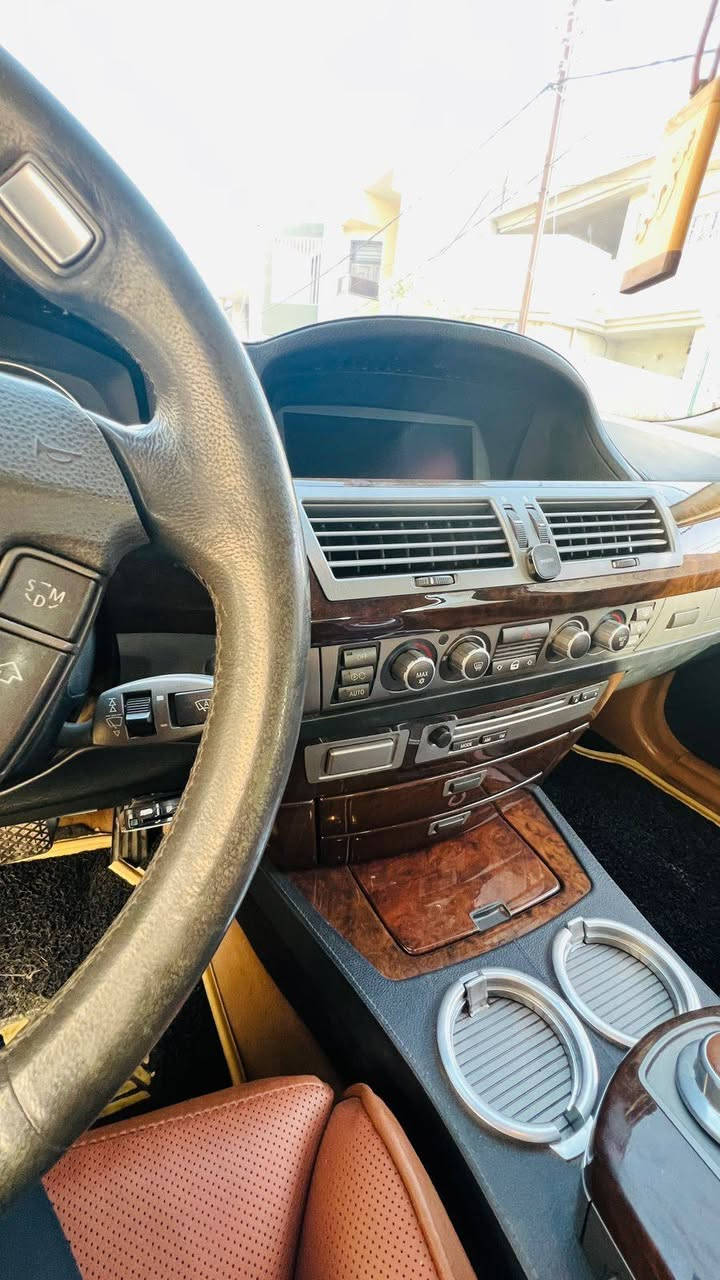 مراوس جالنجر رقم بغداد
BMW E66 2003
745iL
السعر 150
/خليجي / رقم بغداد الماني
بدون حادث (صبغ عام)
ملاحظة: السيارة صفر نقص 
يعني اي عطل مابيه اي نقص مابيه من الحدادية للكير والمحرك للكهربائيات للغرفة كلشي بيه كامل مكمل حتى البطارية الماني AGM
حساس امامي خلفي
تبريد امامي خلفي وسكف وتكم
ثلاجة امامي خلفي
مكان الاكواب تبريد وتدفئة
الكشن الامامي تدفئة وتبريد ومساج وخزن
كشن خلفي منفصل متحرك تدفئة وخزن
حدادية داينمك
بيبان شفط
جنطة كهرباء شفط
دبل جام
5 بردات كهرباء
مري تعتيم وهيتر
لايت داينمك
شاشة خلفية
نظام الصوت لوجيك 7 (11سماعة +2 دمام تحت الكشن)بلادي
فتحة سقف
قاصة
كلشي بالسيارة دبل خياط من الدشبول للتنتة
صاج لونين
سيدي جنجر امامي وخلفي 
مري شفط قلاب
DVD
تلفزيون
تلفون
GPS

BMW E66 2003
745iL
السعر 150
/خليجي / رقم بغداد الماني
بدون حادث (صبغ عام)
ملاحظة: السيارة صفر نقص
يعني اي عطل مابيه اي نقص مابيه من الحدادية للكير والمحرك للكهربائيات للغرفة كلشي بيه كامل مكمل حتى البطارية الماني AGM
حساس امامي خلفي
تبريد امامي خلفي وسكف وتكم
ثلاجة امامي خلفي
مكان الاكواب تبريد وتدفئة
الكشن الامامي تدفئة وتبريد ومساج وخزن
كشن خلفي منفصل متحرك تدفئة وخزن
حدادية داينمك
بيبان شفط
جنطة كهرباء شفط
دبل جام
5 بردات كهرباء
مري تعتيم وهيتر
لايت داينمك
شاشة خلفية
نظام الصوت لوجيك 7 (11سماعة +2 دمام تحت الكشن)بلادي
فتحة سقف
قاصة
كلشي بالسيارة دبل خياط من الدشبول للتنتة
صاج لونين
سيدي جنجر امامي وخلفي 
مري شفط قلاب
DVD
تلفزيون
تلفون
GPS


**إذا كنت صاحب هذا الإعلان وتريد حذفه لأي سبب، رجاءا أرسل رسالة إلى الدعم الفني**