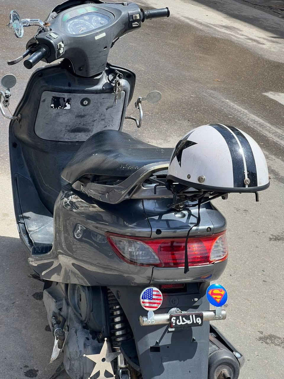 سلام عليكم دراجه فراشه مال حاويه شرطه الفحص مكينه مامفتوحه شلعه ومعدل خير من الله كرستال بلادي كامرات حساست نضافه ميه بل ميه من اكلك زيرو زيرو ختم واحد السعر 650وبيها مجال حك الجيه العنوان نجف الرقم ***********
