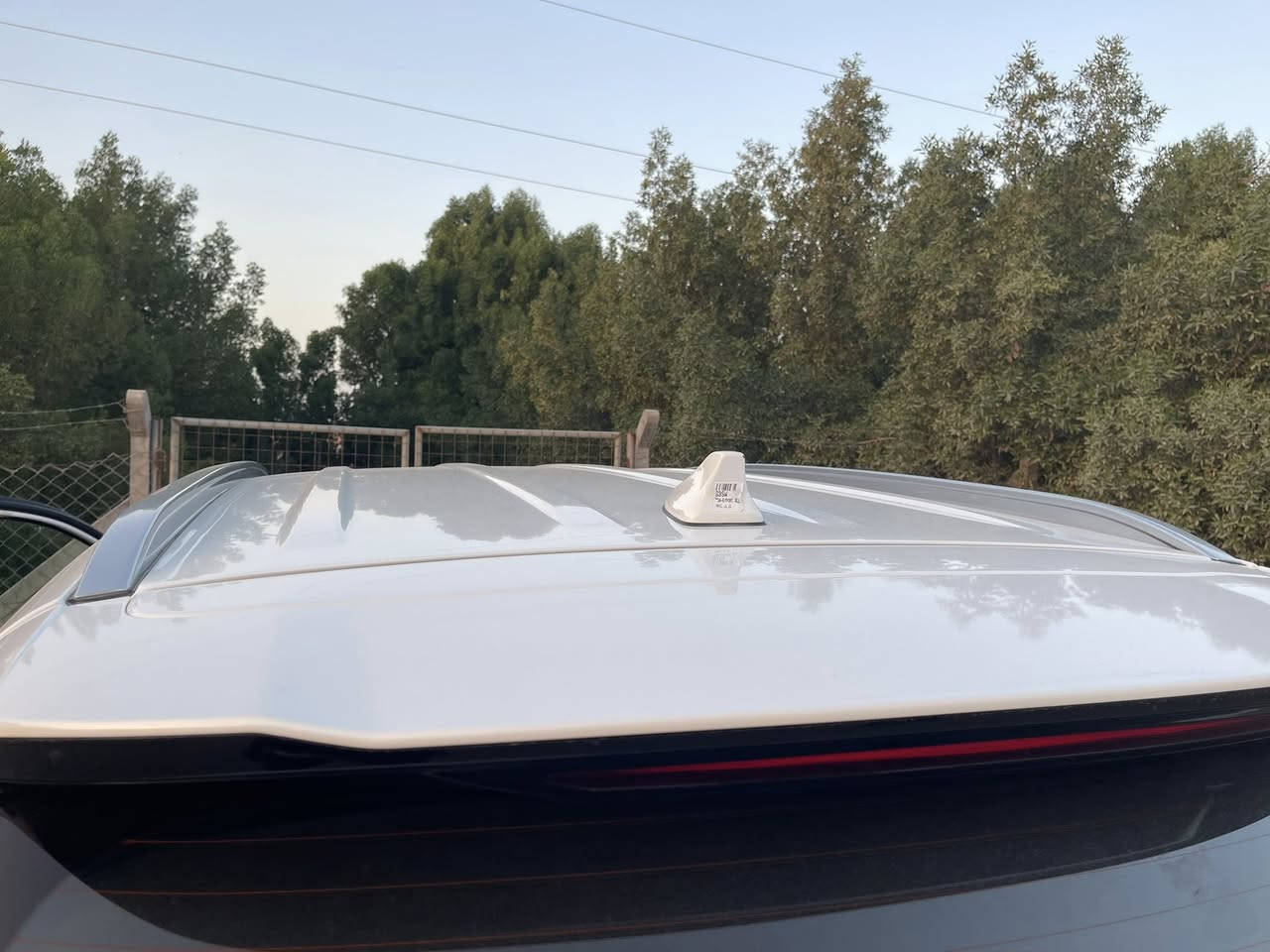 سورنتو 2023 رقم بغداد،،
(كفاله عامه )  
ماشيه ٥٠ الف حقيقي ع ايدي استلام زيرو بأسمي
حجم المحرك 3500 (سته سلندر) شاشه كبيره،، نفيكيشن،
مفتاح التشغيل بصمة                          
تشغيل عن بعد
كير ماوس 
هاند بريك بصمه                          
فتح الصندوق كهرباء 
‏AIRBAG عدد 2
دشبول 7 الوان 
قبضات ابواب المنيوم.                           
حجم الاطارات 235/55R19
لايت زينون 4 عدسات + LED 
كشافات زينون                                      
بك لايت LED
شفتات مقود 
مثبت سرعة
المودات والاوامر الصوتية.                      
فحص نظام السيارة
عدد المقاعد 7 
مقاعد امامية كهرباء 
مقاعد خلفيةكهرباء                             
بردات ابواب خلفية 
شاشة ابل كار بلي
كامرة                                      
حساسات امامية 
حساسات خلفية 
تبريد شاشة
3 قطع تبريد 
نقطة نزول منحدرات.                            
نظام مانع تزحلق 
‏ABS
شاحن موبايل واير ليس                          
اشاير بالمري والمري قابلة للطي 
مخرج AUX
مخرج USB
‏BIuetooth
مخرج منفذ الطاقة عدد 3                     
عدد حاملات اكواب 8
تطعيم الدواخل اسود لماع
درايف مود 
‏( comfort - eco- sport - smart)
للاستفسار الاتصال على الرقم 
*********** 
مهندس احمد
مكان السيارة (الديوانيه/ام الخيل)
السعر ٣٠٠$
