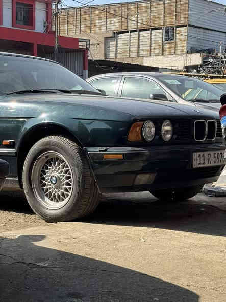 بي ام 525 موديل 1992 محرك مفتوح السياره بدون حادث ومامعمره قبل بس جارده كير محرك تبريد كهربائيات بلادي كلهه شغاله مملعوب بيهه السعر 55 
***********
