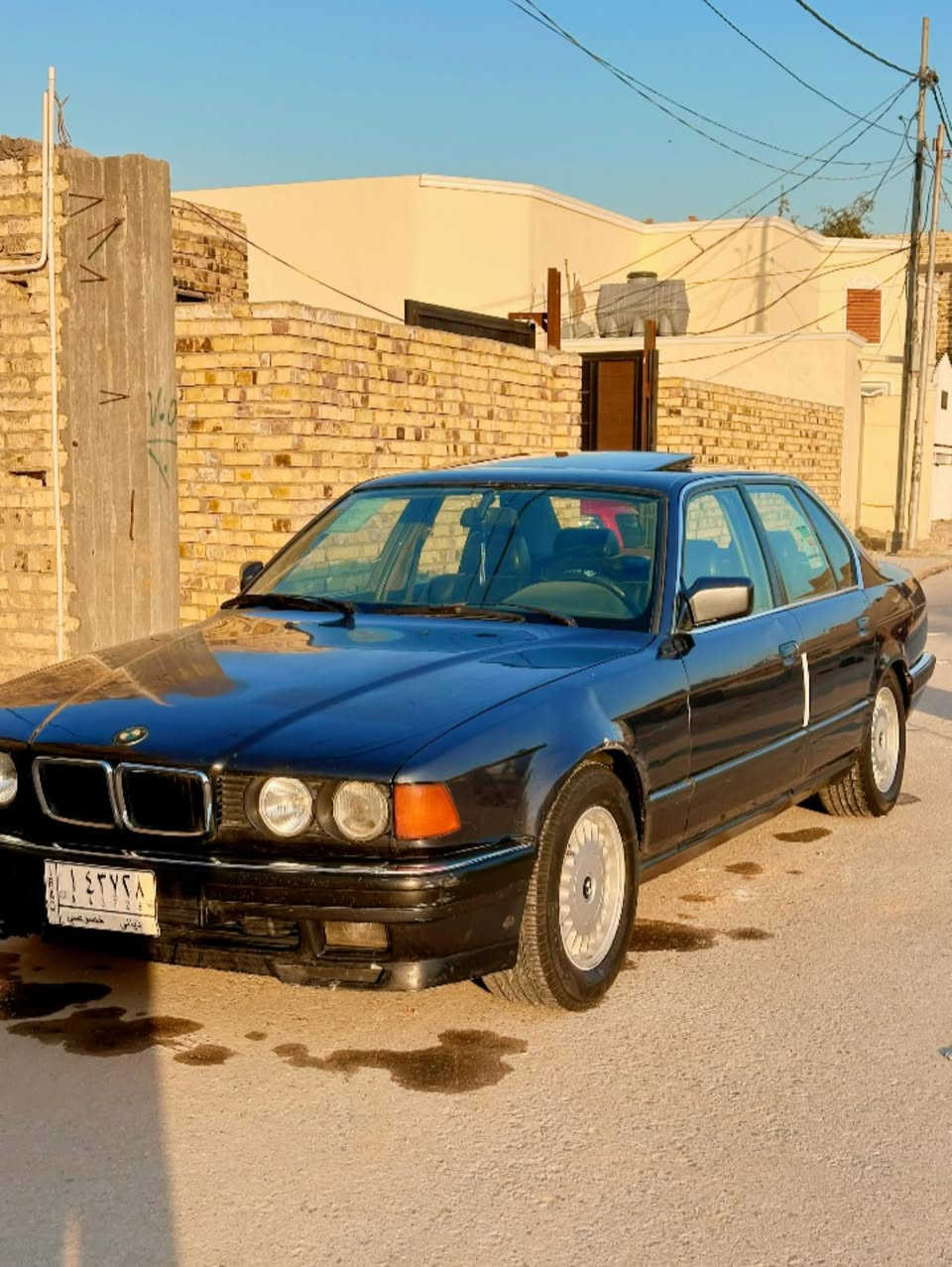 السلام عليكمBmw 1994 730
السياره بلاديه ع وضع الشركه
من صبغ وكلشي كهرباء وكير ومكينه مكفولات
بيهة رشات صبغ وجاملغ خلفي 
نضافه الغرفه ميه ب الميه 100/100 
لل استفسار اكثر 
*********** 
مكان السياره ديوانيه
