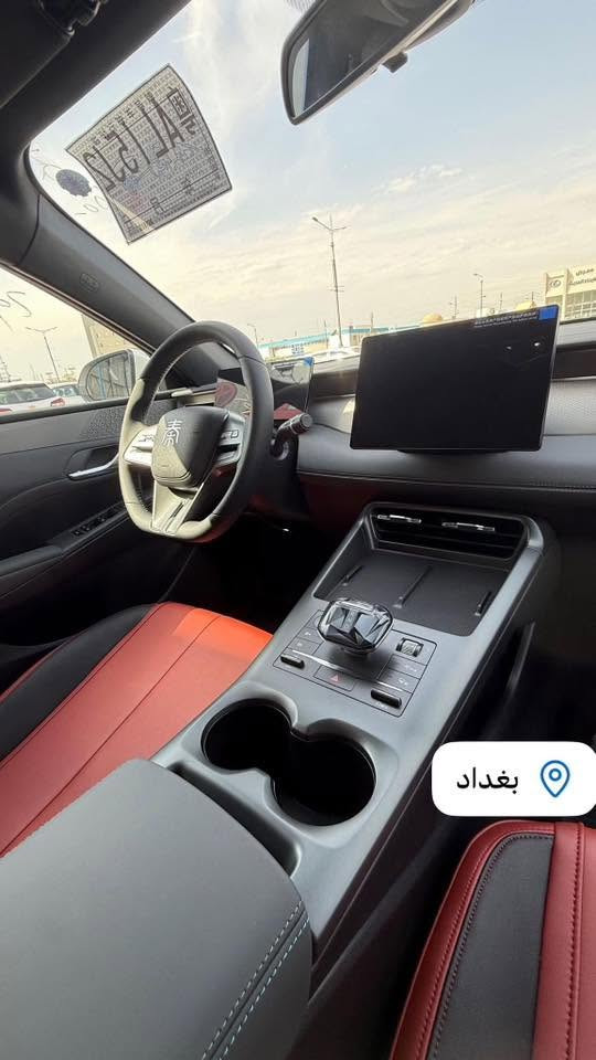 بي واي دي داخل احمر سيارة كفاله
ماشيه ٣ الف 

***********
