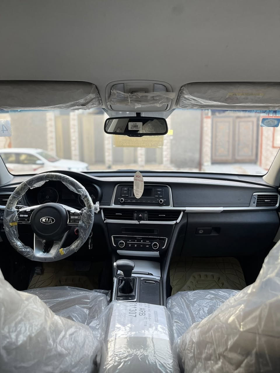 يالله سلام عليكم
كيا اوبتيما موديل 2020خليجي  رقم بغداد محرك 2400 
مكفولة كفاله ويل كب 17 عدد (5) ماشيه 90 الف لد نهاري
تبريد شاشه مكانها سماوه ‭0783 074 4177‬
