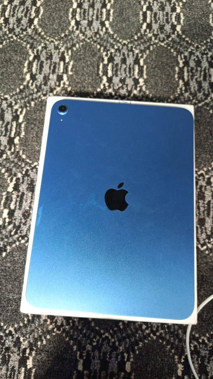 السلام عليكم اخوان عندي هاي الايباد 11 عادي مابي اي عيب نضافه 100 /100 بطاريه 100 كارتونه وغراض ويه مستعمل قليل السعر 380 بي مجال قليل (***********)
