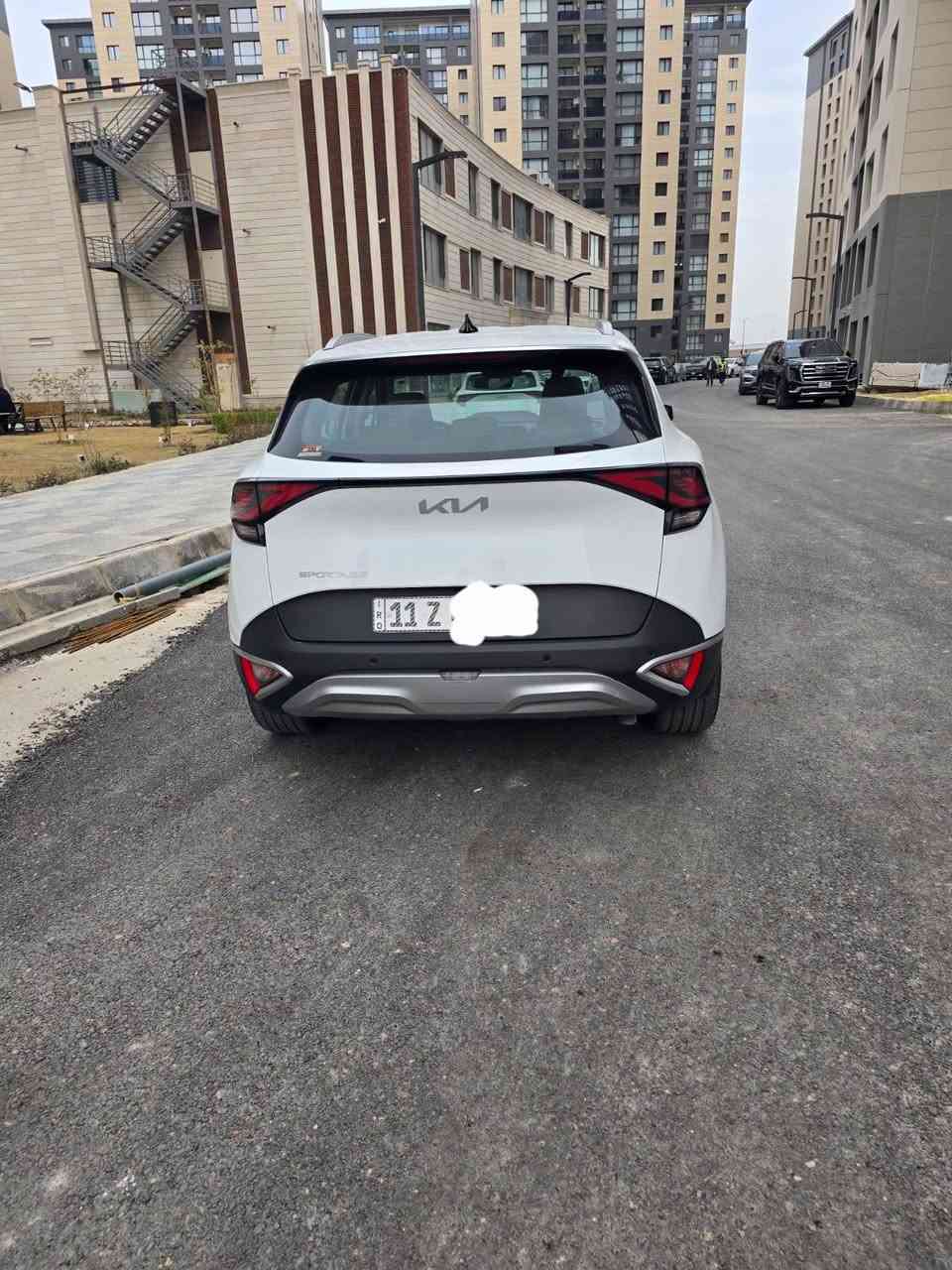 السلام عليكم سبورتج موديل 25 ماشيه5000  خمسة الاف فول مواصفات عدا الفتحه رقم بغداد للاتصال *********** السعر 240 السياره مكفوله كفاله عامه
