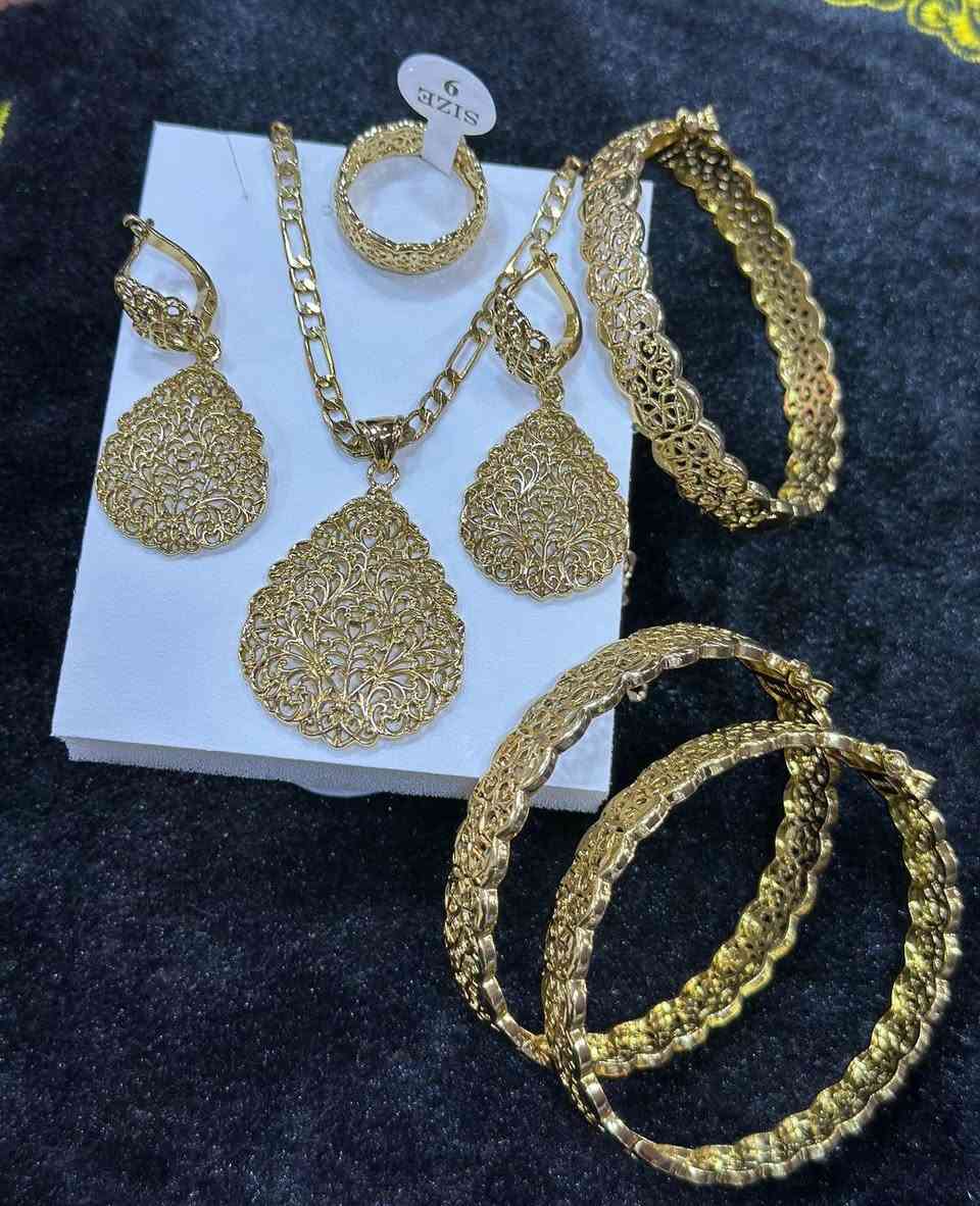 *تخفيضات وعروض حصرية وغير عندنا شعارنا الجودة والإتقان بأفضل الأتمان*🥳🥳🥳🥳 جديد الموسم 🔥 🔥🔥🔥🔥 مجموعة  أكسسوارات مصنوعة من :🌼Acier inoxydable  جودة جد ممتازة 👌👌 _ المقاوم للصدأ  متفرقيش بينو او بين الدهب ويدوم لمدى الحياة. متكون من 6  قطع : باك جد راقي وأنيق كامل ومتكامل انصومبل يتكون من👇🏻👇🏻✅️سنسلة🌸.✅️حلقات 🌸.✅ خاتم 💫تلات دبالج . تمن مناسب 🙉 توصيل لجميع المدن المغربية 🚛 توصيل فابور حتى لباب الدار🚛 سارعو قبل نفاد الكمية عرض جد محدود 📢للطلب المرجو التواصل عبر الواتساب https://wa.me/212630547660


**إذا كنت صاحب هذا الإعلان وتريد حذفه لأي سبب، رجاءا أرسل رسالة إلى الدعم الفني**