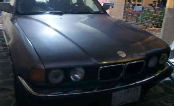 السلام عليكم
عندي سياره بي ام حجم( ٧٣٥ ) م (٩١)   للبيع رقم بغداد نظيفه منظومة تبريد جديده وممتازه راديتر جديده نوعيه ممتازه جدا السياره بسمي . وكثير من التفاصيل الجيده الأخرى وكما مبينه بالصور التاليه واي استفسار الاتصال على الرقم

( ***********)  . السعر ٦٨ ورقه .
