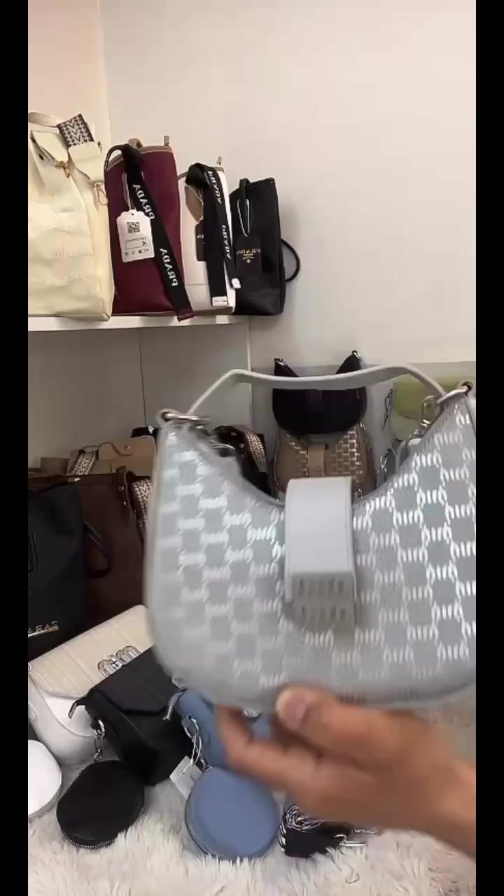 جنطة كوالتي عالي 
 #جنطة_نسائية
 #حقائب #fashionstyle #الشعب_الصيني_ماله_حل


**إذا كنت صاحب هذا الإعلان وتريد حذفه لأي سبب، رجاءا أرسل رسالة إلى الدعم الفني**