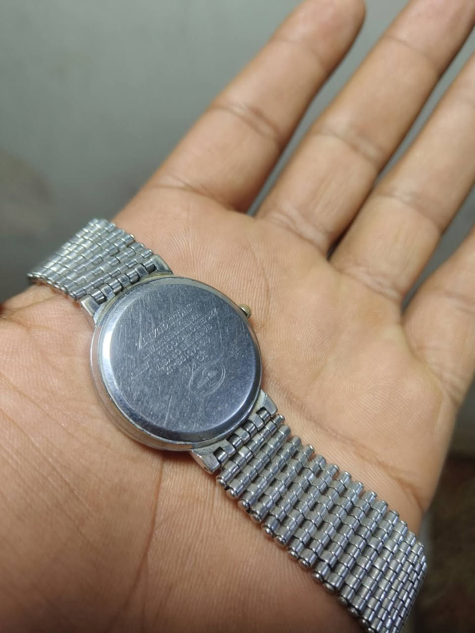 السلام عليكم ساعه سويسريه اصليه من JoVIAL. سعرهة الحقيقي 450 الف.
مزاد من 25 الف شكد ما توصل بل عافيه


**إذا كنت صاحب هذا الإعلان وتريد حذفه لأي سبب، رجاءا أرسل رسالة إلى الدعم الفني**