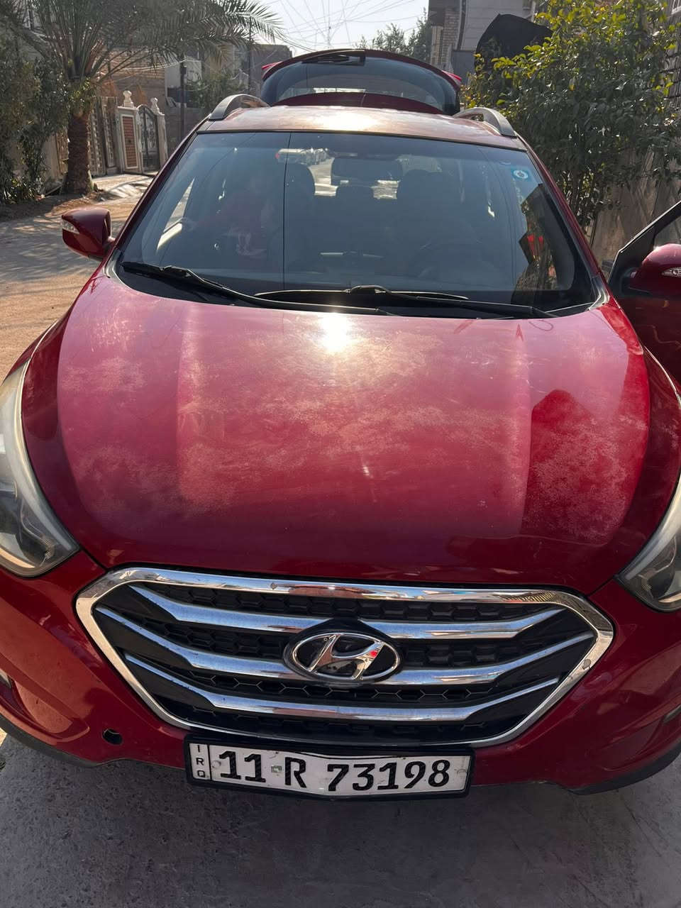 اسلام عليكم هونداي توسان للبيع موديل 2015 سياره كفاله عامه ماعده بنيد وقماره بيهن جراد كمى موجود بل صوره 
سياره ماشي 108 محرك 2000 سعر 150$ وبيه مجال نتصال على رقم ***********
