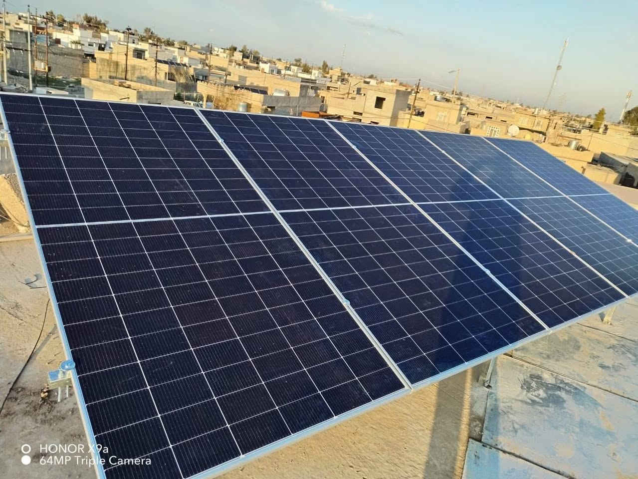 ⚡️ تنفيذ منظومة طاقة شمسية متكاملة ⚡️
تم بعون الله إنجاز منظومة طاقة شمسية بقدرة:
🔹 10 أمبير نهاري ☀️
🔹 10 أمبير ليلي 🌙

📍 الموقع: محافظة الأنبار – ناحية الحقلانية – منطقة البزون
👤 باسم: السيد محمد نصار العبيدي

✅ المنظومة مصممة لتوفير طاقة مستقرة على مدار 24 ساعة
✅ تشغيل الأحمال المنزلية بكفاءة عالية
✅ تقليل الاعتماد على الكهرباء الوطنية والمولدات
✅ أداء موثوق حتى في أوقات الذروة

🔧 تنفيذ احترافي وفق أعلى المعايير لضمان أفضل إنتاجية وعمر أطول للمنظومة

للاستفسار أو الحجز:
📞 تواصل معنا الآن واحصل على استشارة مجانية لتحديد المنظومة المناسبة لك  
***********
***********
