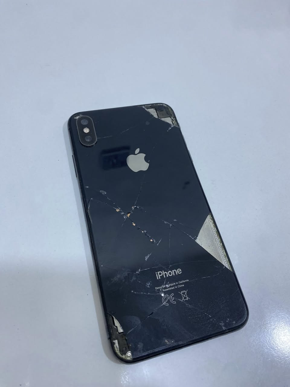 للبيع جهاز نوع أكس ماكس ذاكره 256 ما اعرف شنو مبدل بيه تجي وتفحص الجهاز كله شغال عدى الفيس ايدي كامرته بيه غواش السعر 140 التواصل خاص مفتوح .


**إذا كنت صاحب هذا الإعلان وتريد حذفه لأي سبب، رجاءا أرسل رسالة إلى الدعم الفني**
