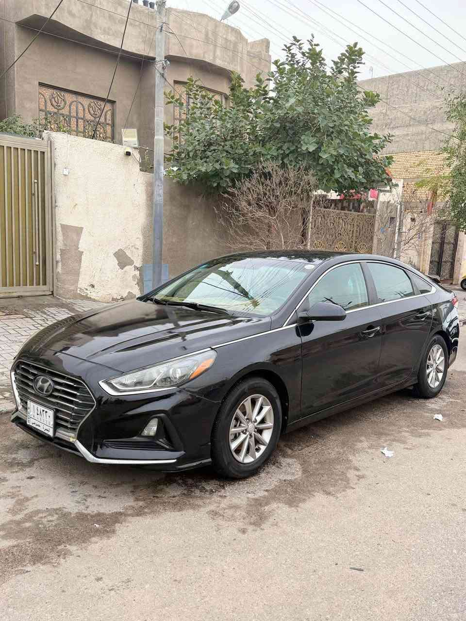 هونداي سوناتا موديل  ٢٠١٨ وارد امريكي محرك ٤ سلندر ٢٤٠٠ نضيف جداً حادث بنيد فقط ومامبدل فول عدا الفتحه مواصفات (كشن تدفئه / كشن كهرباء / رادار / اشاير بلمري / ٣ انضمه قياده / لد امامي ) طخم تأير وحدادة وتبريد جديده
رقم بصرة  شرط التحويل .

مكان السيارة البصرة المعقل
للاستفسار : *********** البصرة, العراق
