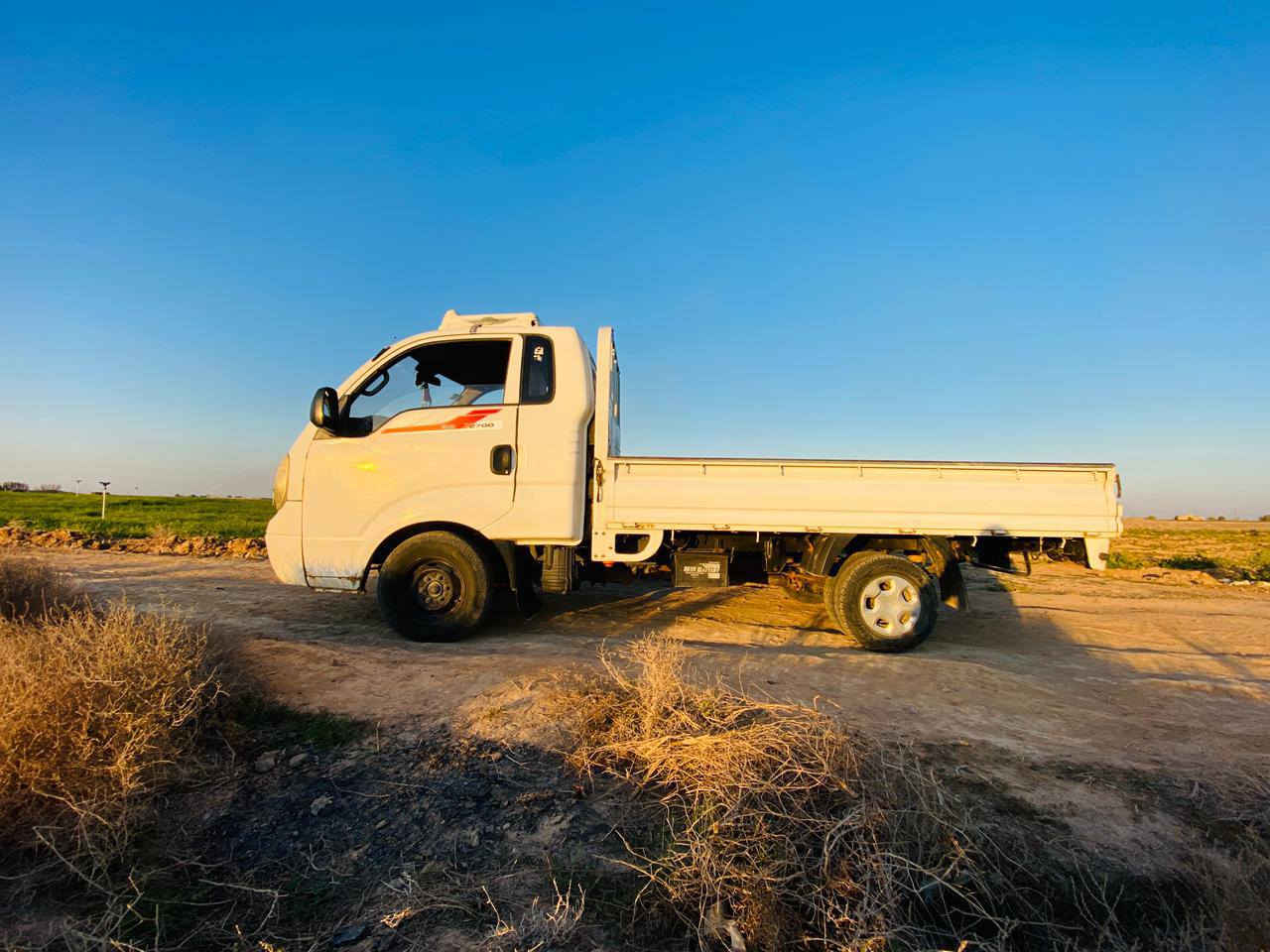 بيع مستعجل
كيا حمل 2700 موديل 2011 كير محرك اكسل شاصي مكفول سنوية لل30 بسمي  
السعر 95 وبيها مجال
***********
