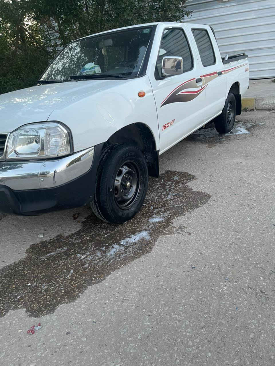 سلام عليكم نيسان دبل قماره 2008 
رقم بغداد مصبوغه عام 
مكينه وكير وحداديه وتبريد وكسن وكهربائيات كله شغال 
ما عايزه كلشي 
مكان السياره كربلاء
السعر 85 وبي مجال 
***********
***********
