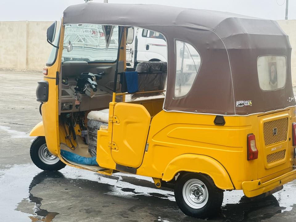 السلام عليكم تكتك موديل 2022كفاله كشره ومكينه أي ستفسار الاتصال عل رقم***********
