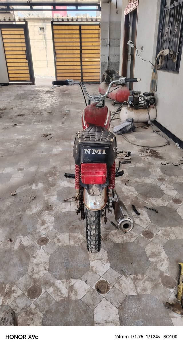 أدوات
شاصي نضيف لافطر ولا لحيم بوري ضعيف  سعر 350 بيه مجال بصره شط العرب الجزيره ***********
