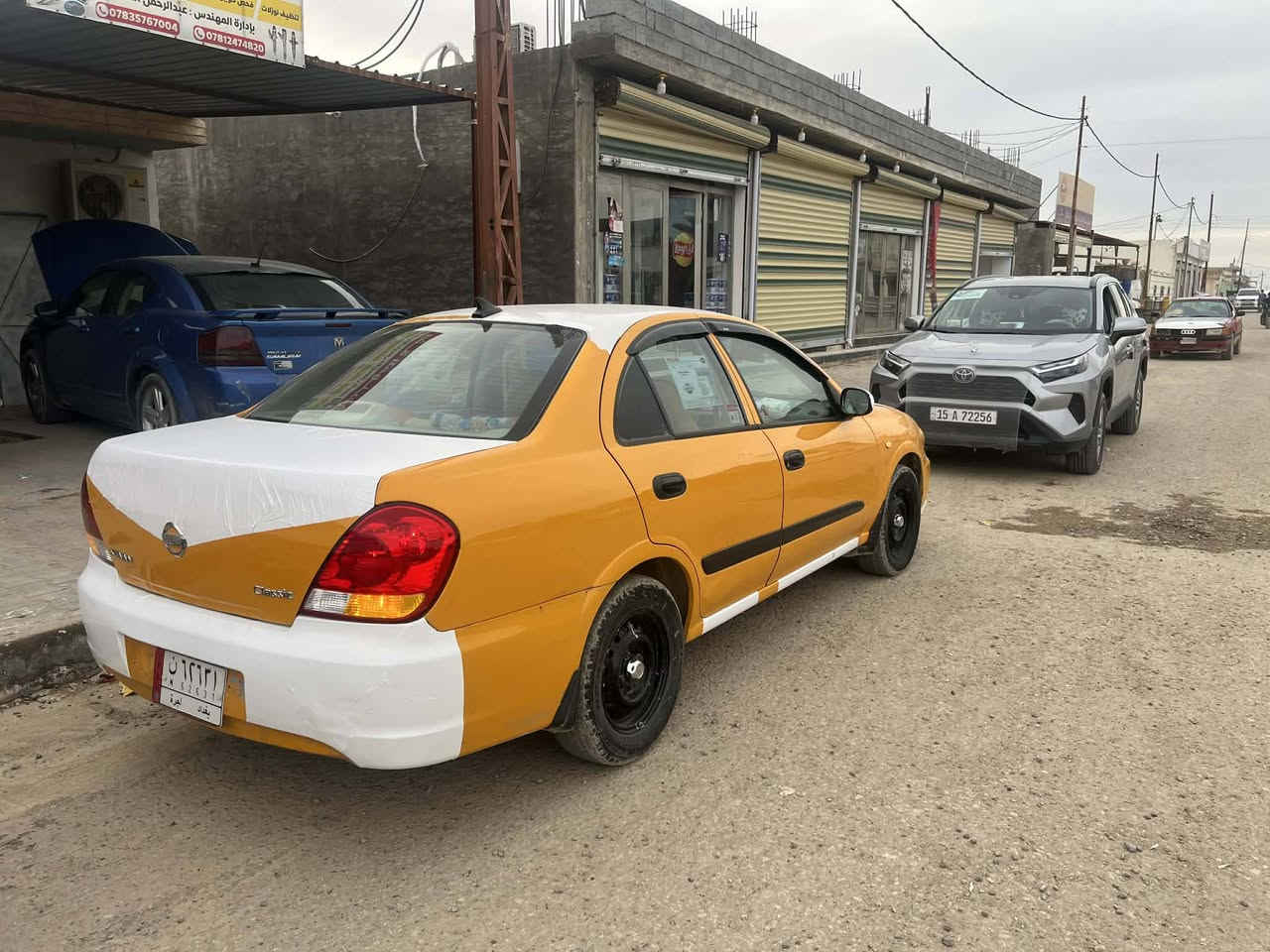 للبيع او مراوس حسب القناعه ترهم نقد وترهم مقدمه 50 ورقه وما فوق والباقي اقصاط نيسان سني 2011 مؤسسه كير عادي محرك 1600 اسود مرقوب  رقمها بغداد شرط التحويل ضررها جاملغ  وراس البنيد صبغ بدون دواخل مكاني حديثه بروانه الاستفسار ***********
