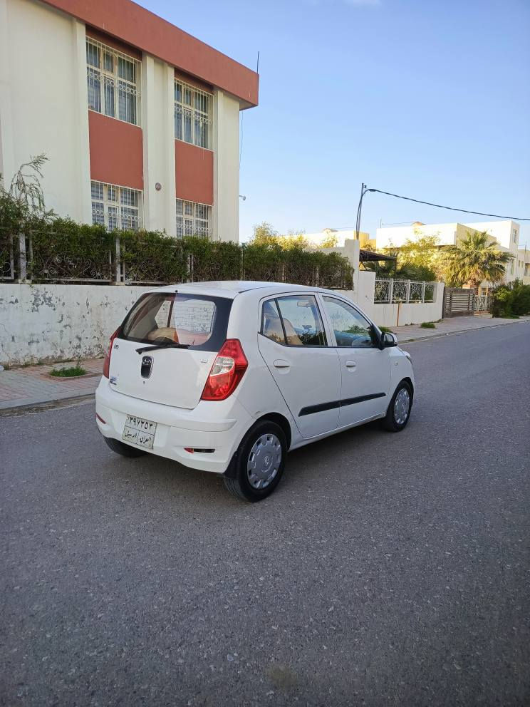 هۆندە A10 مۆدیل 2016 گێڕ مەکینە بەشەرت سحری تەنیا 59مەجالیش ژمارەی موبایل *********** سەنەویشی تازەیە چوار جام ئاوێنە کارەبایە ناو زەردە abs چوار تایەی نوێیە 3پارچەی بۆیاخە لێدانێکی پێشی هەیە پشتی کەپسە سەیارەکە زۆر جوانە بەناو کردن غەرامە بەشەرتە شوێن هەولێر أربيل, العراق
