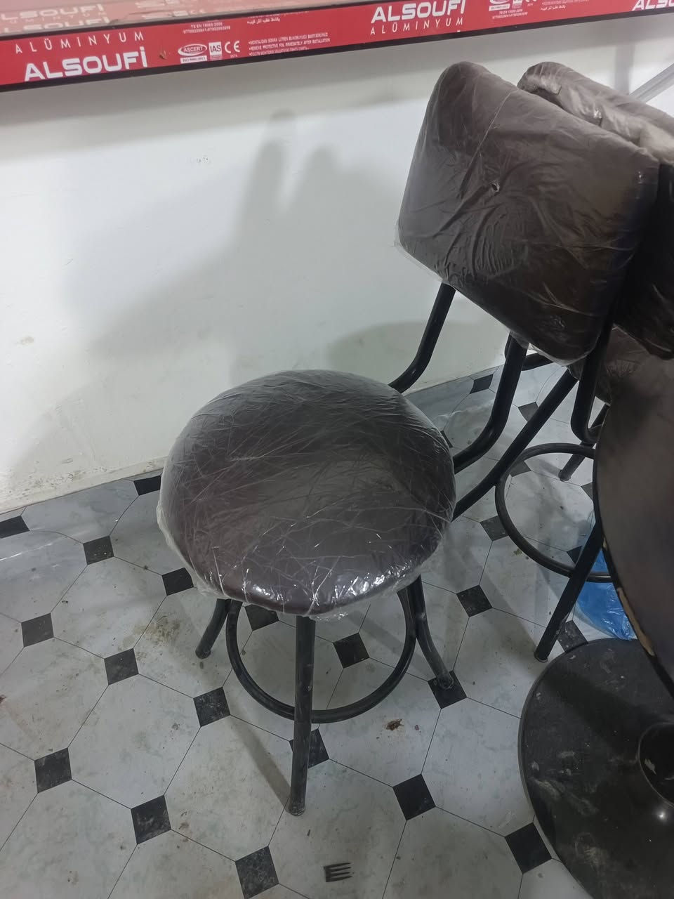 غراض مطعم للبيع ما مستعملة هواي
شواية كص على فحم كاملة شيش وستاند شيش 450
عربانة فلافل بركر فنكر كاملة هية وملحقاتها 300
عارضة مقبلة حجم كبير 450
براد مشروبات كبير تركي نضيف كلش 450
كراسي 4 عالي حديد وكوشة الواحد ب20
كراسي بلاستك اسود عدد 6 ب 50
ميز دائري عدد 2 سعر 30
مكانهن بغداد التاجي
***********
