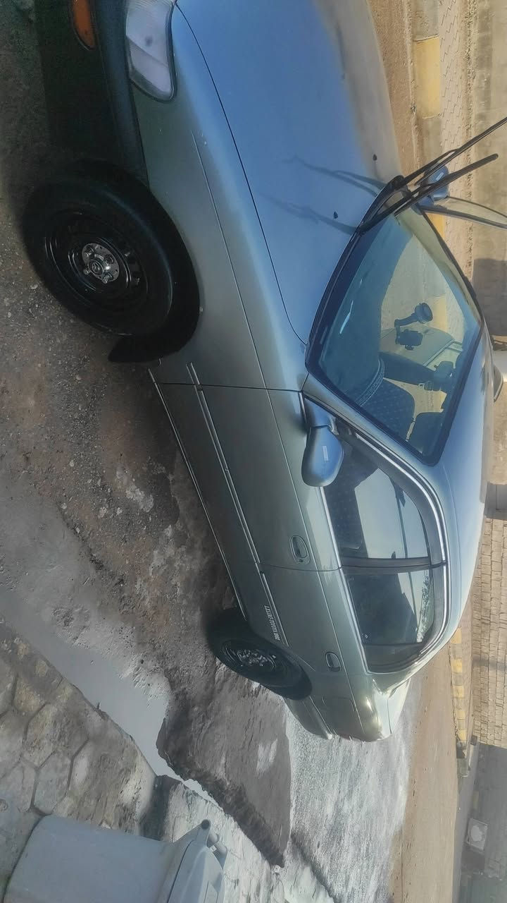 كورولا موديل 93اللون زيتوني دوشمه بقلاوه كير محرك خير من الله كهربائيات كامله رقم جديد سنويه 2030 باسمي ويل اسود جديد تخم تاير جديد حداديه كلشي كامل السعرالاتصال على الرقم ***********مكان السياره واسط قضاء الأحرار
