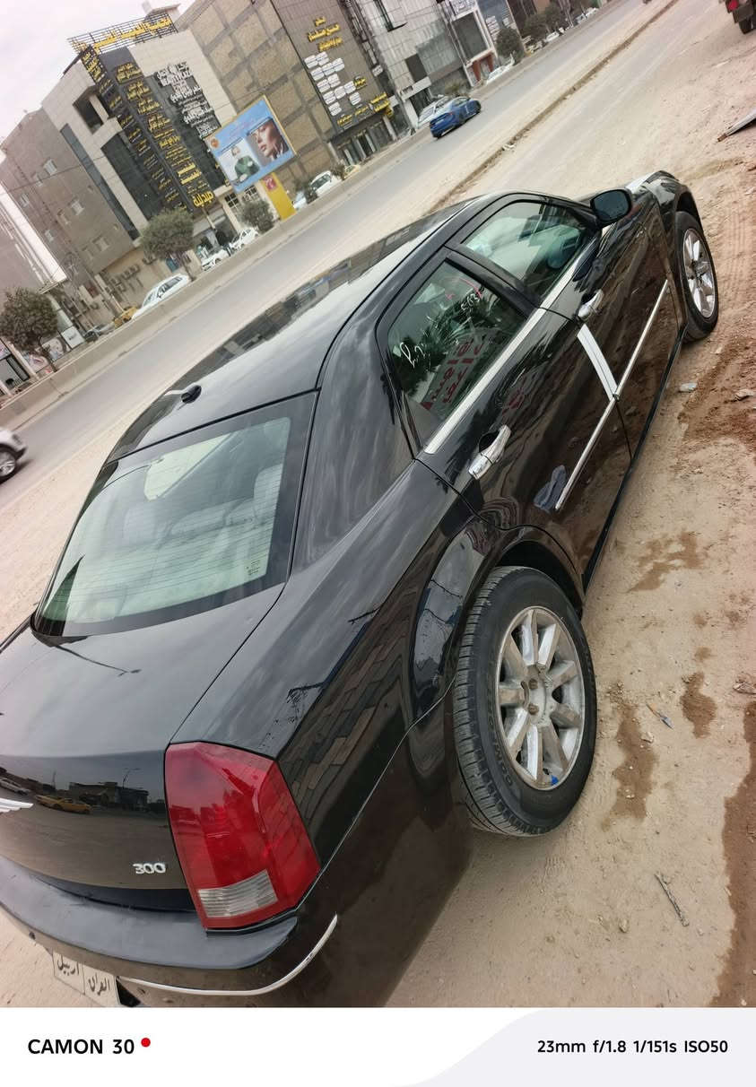 السلام عليكم
اوباما موديل 2007 امريكي محرك 3500 اصل
بيه جاملغ امامي فقط صبغ بدون تبديل بدون دواخل 
كير محرك حداديه تبريد جاهزه السياره
رقم اربيل اتريد تحويل اتريد وكاله 
السعر 98 وبيه مجال بسيط
مكان السياره بابل
للاتصال ***********
