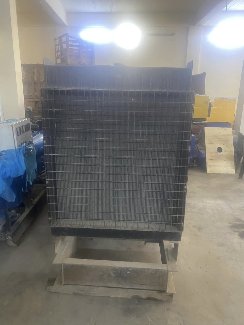 لبيع مولده كمز ٣٢٥ كيفي مامشتغل بل عراق بلادي الاتصال ***********
