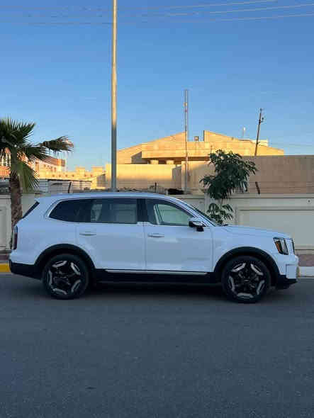 السلام عليكم كيا تيلورايد 2023 وارد امريكي
Kia Telluride EX 2023  3.8L

رقم بغداد بأسمي

المسافه المقطوعه : 23 الف ميل  
          حجم المكينه : 3800    6 سلندر
           حالة الايرباك : دشبول + دركه
الضرر : جاملغ وبنيد بدون لغد بدون شاصي رقم الشاصي بالمنشور
   
الموصفات 
1. تشغيل عن بعد 
2.تحكم تبريد منفصل.
3.لايتات لد
4. بصمه وفتحه
5. كشنات جلد تدفئه وتبريد
6. اوتو سايد بريك. 
7. بصمه 
8. رادار امامي+خلفي. 
9. رادارات جانبيه
10. تو ويل 
11. مثبت سرعة تفاعلي مع نظام التوقف الذاتي
12. حساسات خلفيه
13. اتو هولد 
14. اشاير بالمري
15. بكلايت لد. 
16. وضعيات قيادة عدد 5
16. فتحة سقف
17. تحديد مسار
19.عدد الصفوف3
20.كشنات منفصل vip
 

السعر : 315  وبيها مجال 
مكاني بغداد  
للاستفسار: ***********
