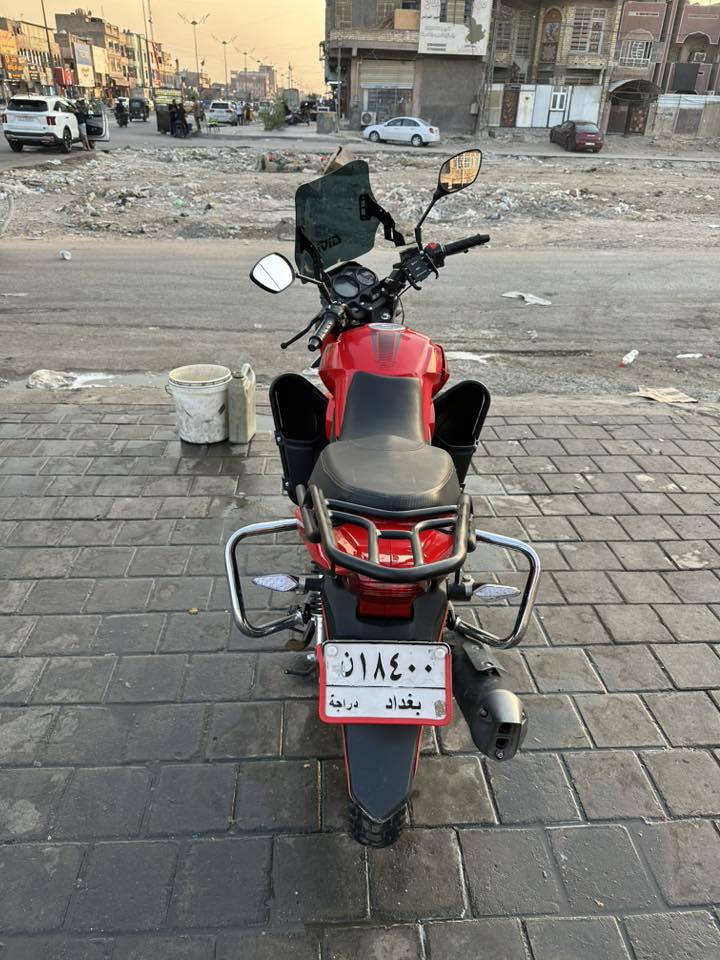 اركي للبيع ماشيه 28 الف دراجه مكفوله من كلشي سبانه ما مخلي عليها وخير من الله رقمها بغداد وباسم الشركه يعني التحويل كلش سهل رقمها بغداد مو اربيل سنويه موجوده سعرها 2100 بغداد بلديات للاستفسار *********** وتساب
