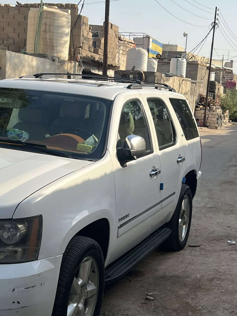 السلام وعليكم 
تاهو 13ltz خليجي 
ماشي 260كم 
كير محرك اكسل حداد تخم تاير باتري كله مكفول 
الفحص موجود بالمنشور 
العنون _بصره _قضاء سفوان 
السعر 250 🔒
للتواصل 
***********
