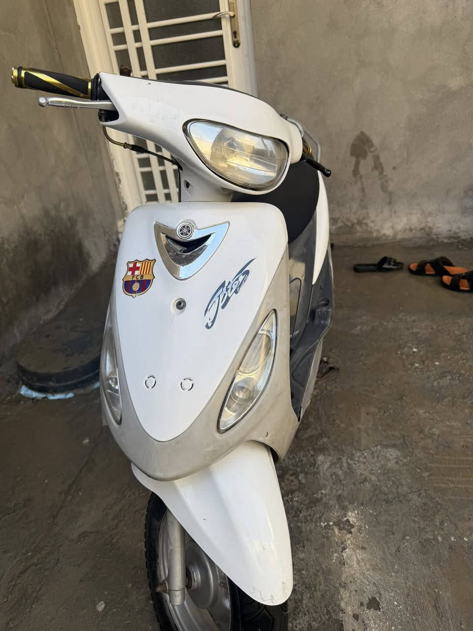 للبيع 
650وبيها مجال 
***********
