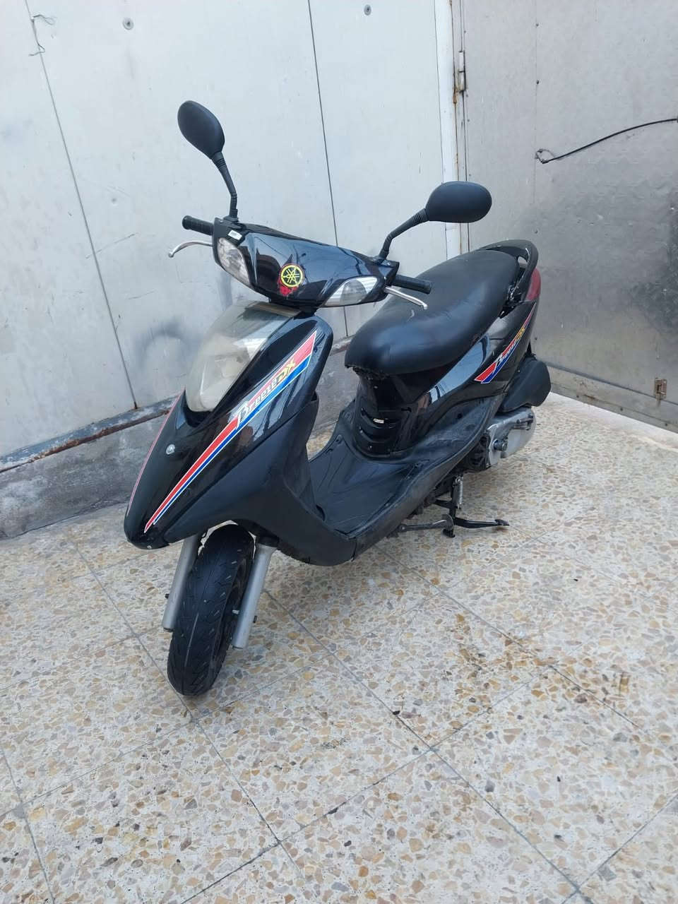 سلام عليكم للبيع بريز ياباني  صالي ٥ اشهر نازله رمبه دراجه جديده سعر ٤٧٥ مكان بغداد بلديات مكينه مكفوله ما مفتوحه كفاله أوراق رمبه بيه*********** تيرات جدد كابريتر بلاد نتصل خاص ماكو
