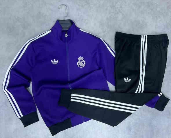 تراكسوت رجالي سحاب اصلي ستن  احجم من ميدم إلى اكسين خانقين فرع شرطه مقابل احذيه علاء حداد ***********
