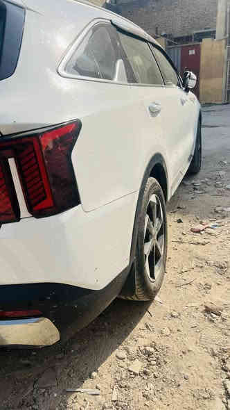 سورنتو 2024 للبيع خليجي 6سلندر السياره ماشيه 19 مكفوله كفاله عامه ويل 19 مكاني بغداد  الزعفرانيه شارع المعهد السعر 320 الي يحب يتفضل خاص او الاتصال ‭0772 378 3238‬
