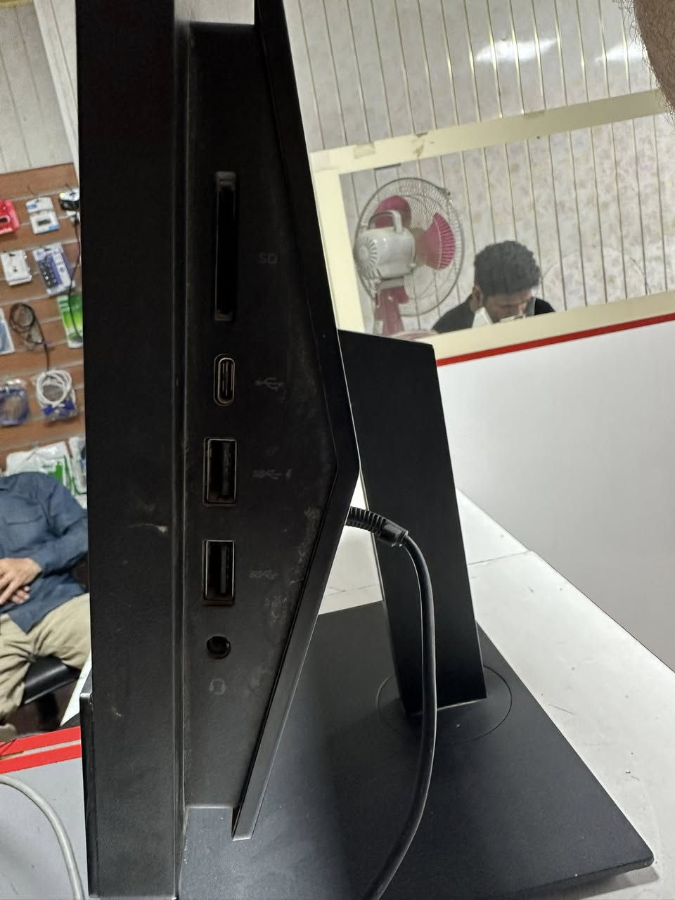 سلام عليكم حاسبة مثل ما موضح با الصور رايدهة ب375الف
وياهة UBS 1500مستعمل رايدة ب40الف بطارياتة تنطي تشغيل 8دقايق
او اكو UBS2000رايدة ب70الف
كل وحدة وحد
عنواني الزعفرانية سوق مريم
هاذة رقمي بي واتساب الي شراي يتفضل
***********
