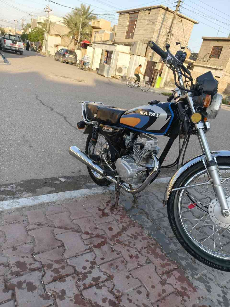 سلام وعليكم نامه مديل ٢٥للبيع او مراوس سعر٦٥٠بي مجال رقم الهاتف ***********
