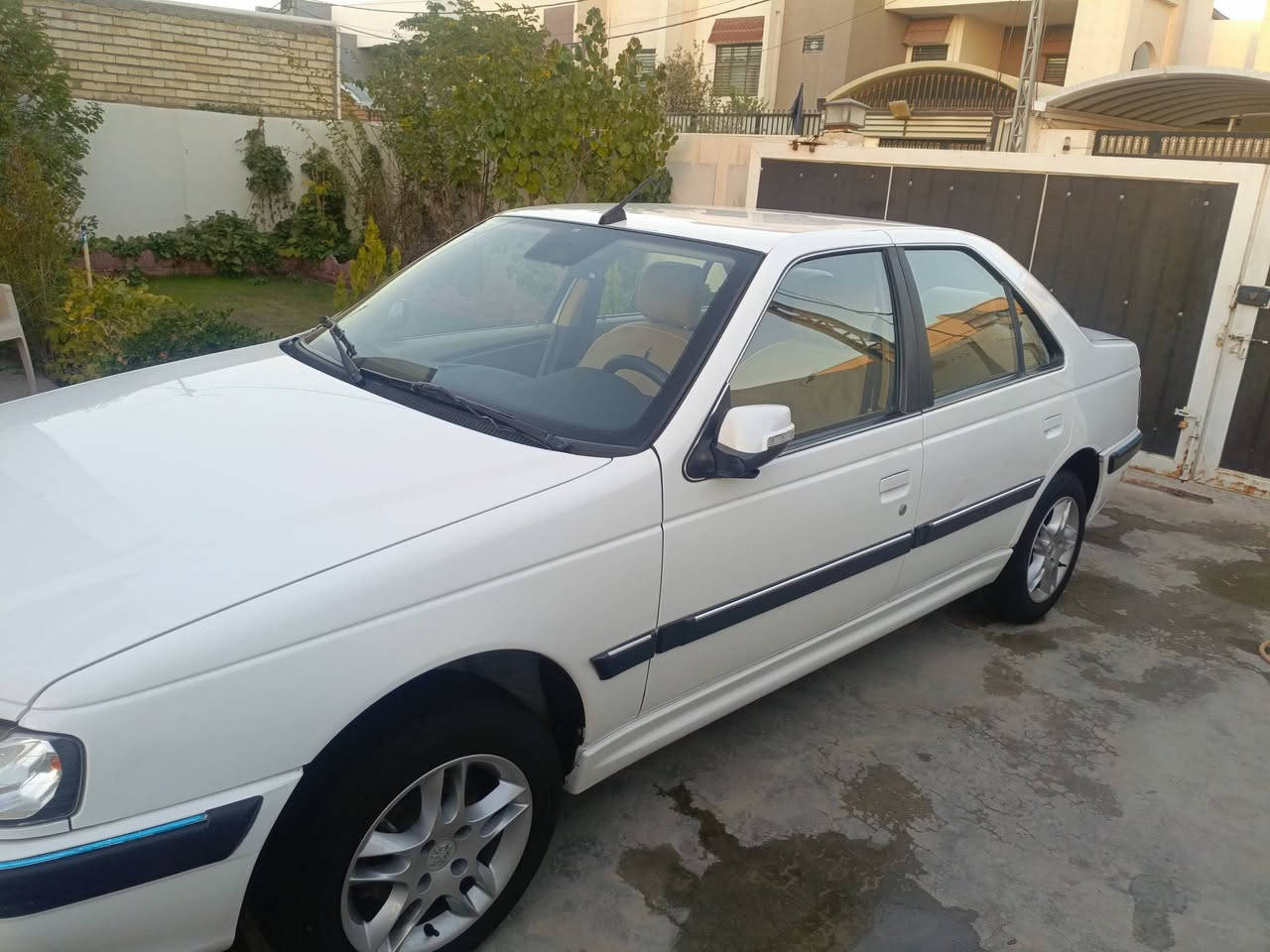 السلام عليكم بيجو بارص موديل ٢٠٢٤ رقم بغداد انكليزي حره مداور ثاني يوم ماشيه ٦٠ الف مكان سياره نجف سعر ٨٢ بيه مجال ***********
