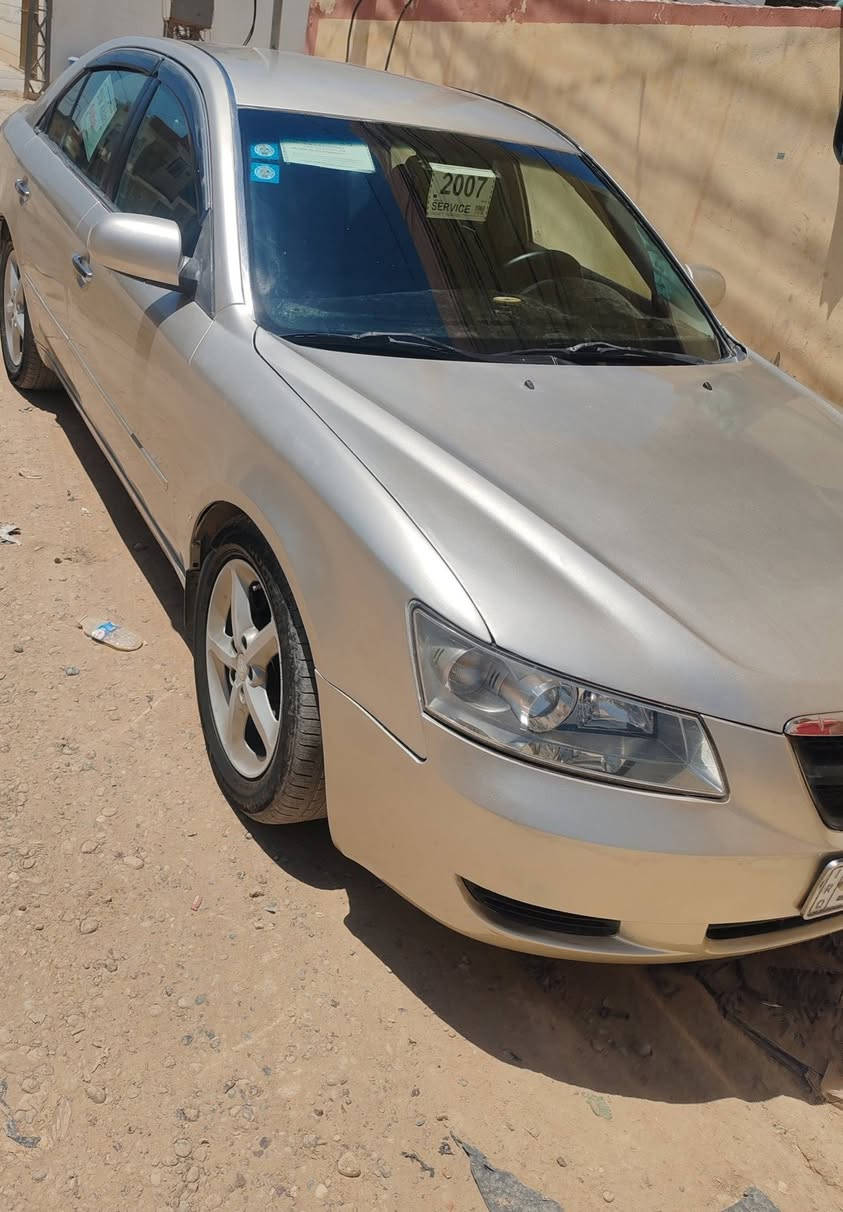 هونداي سوناتا ٢٠٠٦ رقم بغداد انكليزي سنوية جديدة هزة جديده ششرط التحول
كير مكينة تدفئة تبريد كلة مكفول تخم تاير باتري اتريها وين ما يعجبك صبغ عام جمالية مكفلة شاصي حوض لغود بدون اي داخل 
داخل جلد شاشة كامرة دوارة
السعر ٧٧ بيها مجال للاستفسار الاتصال ***********
