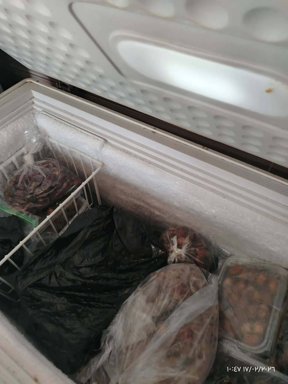 السلام عليكم غراض نظيفه واسعار مناسبه مكانهم خرنابات البراد ب60المجمده 190وبيها مجال الثلاجه 130لان بيها زنجار شويه بس شغاله فول تجميد ومداخله تصليح ابد البراد مال محلات 250بيهن مجال الشراي يدخل خاص


**إذا كنت صاحب هذا الإعلان وتريد حذفه لأي سبب، رجاءا أرسل رسالة إلى الدعم الفني**